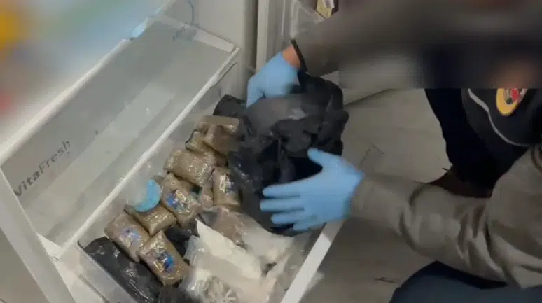 Aksaray’da dev operasyon: Jandarma 2 kiloluk kokaini ele geçirdi