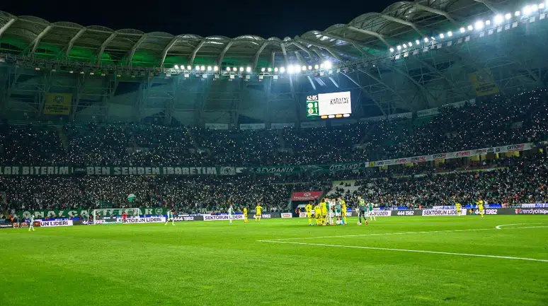 Konyaspor'dan kombine kart duyusu! Önemli düzenleme açıklandı