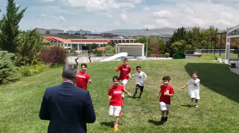 İçişleri Bakanlığı’ndan Milli Takım’a özel klip! "Haydi bizim çocuklar…”