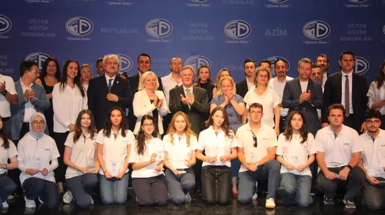 Diltaş’tan YKS 2026’da büyük başarı: 255 öğrenciden 210’u derece yaptı