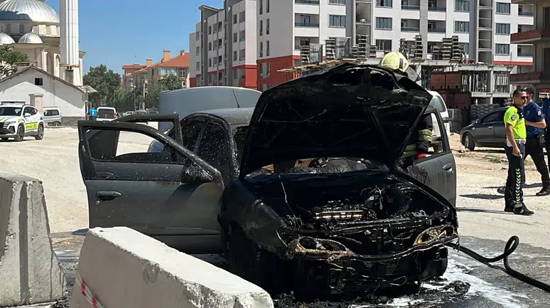 Milyonlarca sürücü aynı hatayı yapıyor! Bu eşyaları aracınızda bırakmayın