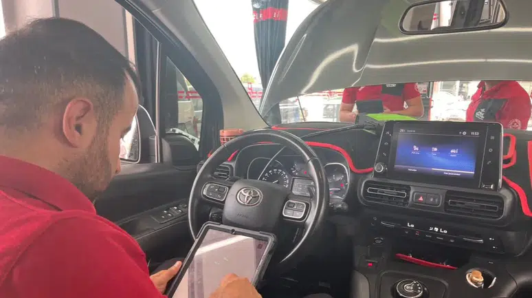 İkinci el araç alacaklar dikkat! Uzmandan kilometre oyunu uyarısı