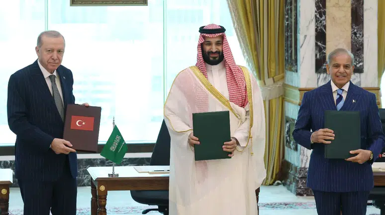 Türkiye, Suudi Arabistan ve Pakistan arasında ortak savunma anlaşması