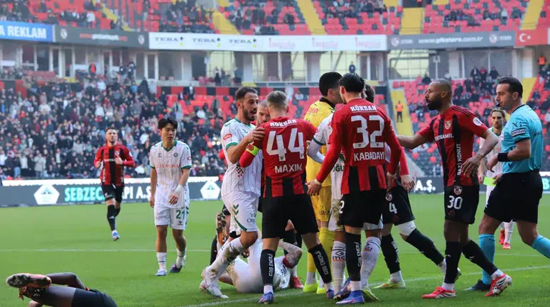 Konyaspor'a ve Gaziantep'e ceza yolda