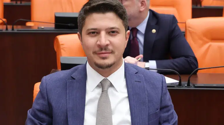 Konya Vekili Özboyacı’nın acı günü! En yakınını kaybetti