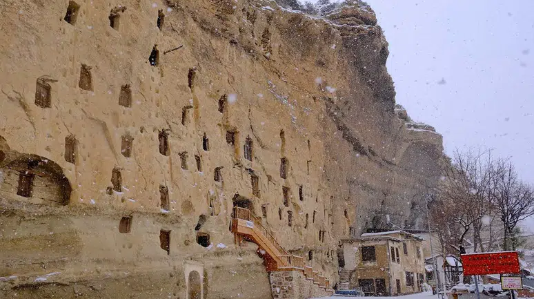 Karaman'da kartpostallık görüntüler! Taşkale'de görsel şölen