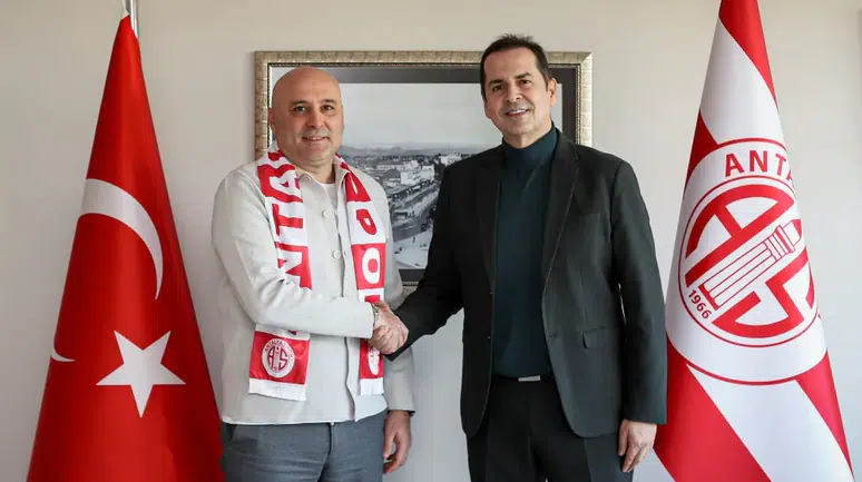 Süper Lig ekibi, yeni teknik direktörünü açıkladı