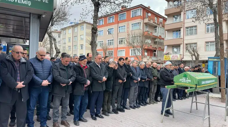 Konya Vekilinin acı günü! Toprağa verildi