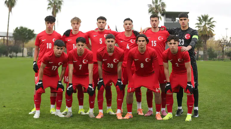 Konyaspor'un 4 oyuncusuna milli davet geldi