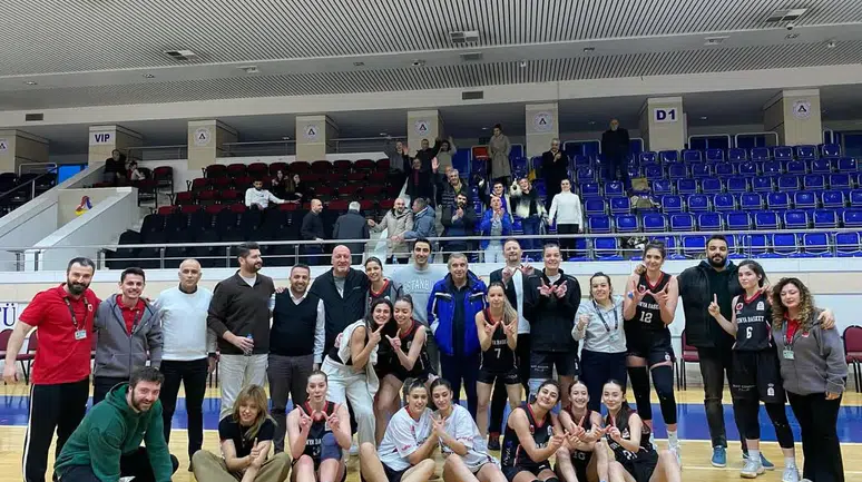 Konya Basket, 1. Lig için parkede
