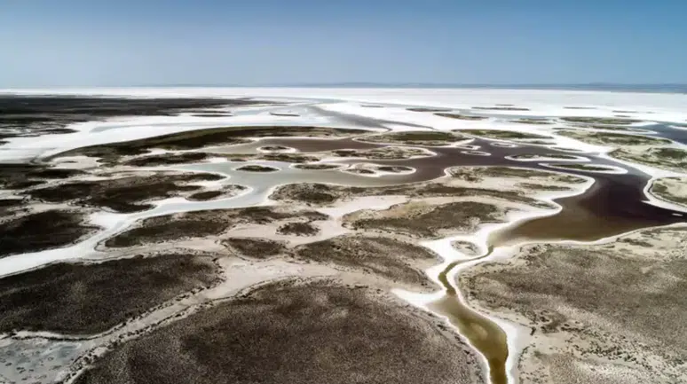 Konya’dan uzman isim açıkladı: Tuz Gölü fayı hareket ediyor