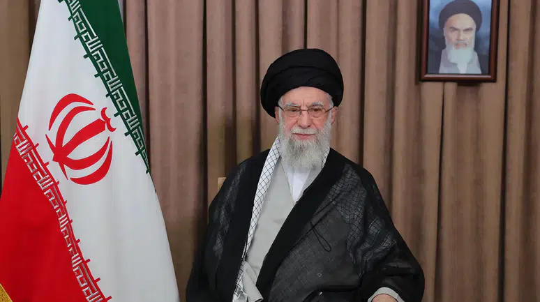 İran açıkladı! Hamaney hayatını kaybetti