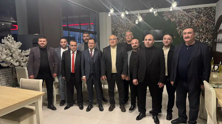 Konyalı pazarcılar Vekil Altunyaldız’a sorunları anlattı