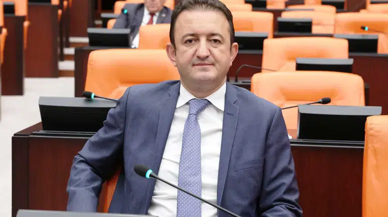CHP Konya Milletvekili Bektaş, TBMM'de Konyalı öğretmeni andı