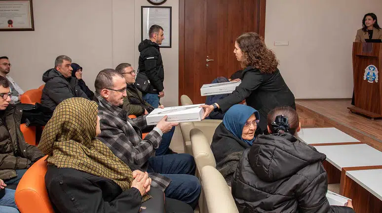 Selçuk Üniversitesi’nde görme engellilere akıllı baston desteği