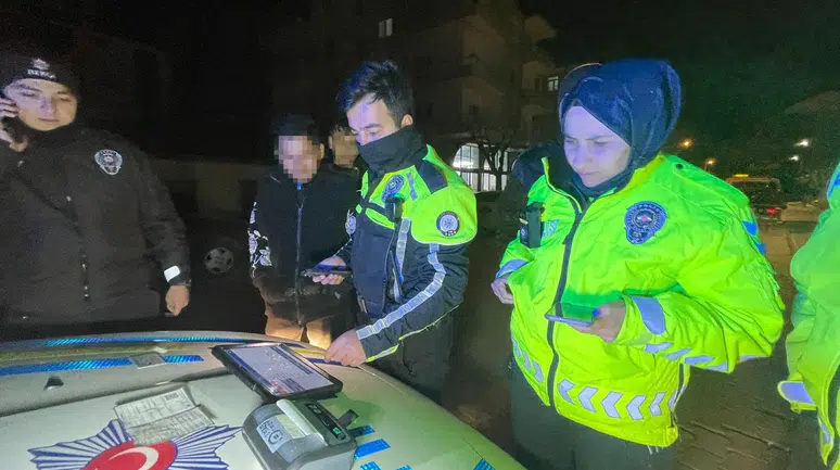 Karaman'da abartı egzozlu motosiklete rekor ceza! Sürücü gülerek imzaladı