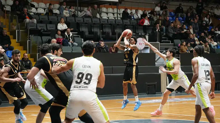 Konya Büyükşehir, 19 sayıdan maçı verdi