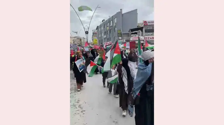 Konya’da Gazze için adalet yürüyüşü! Yüzlerce kişi tek ses oldu