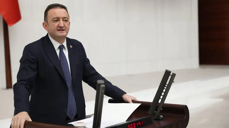 CHP'li Bektaş: Türkiye'de her 3 kişiden 1'i işsiz ya da umutsuz!