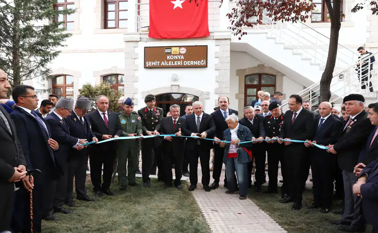 Konya’da şehit ailelerine yeni mekân: Restore edilen bina dualarla açıldı!