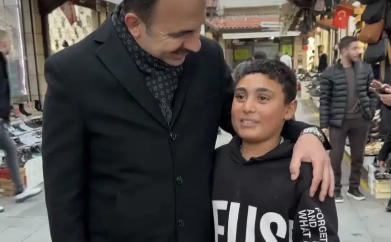 Çaycı küçük Murat Başkan Altay’ı görünce bakın nasıl seslendi!