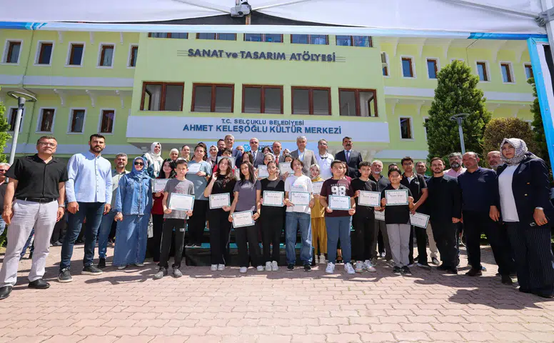 Konya’da genç yetenekler sahneye çıktı! Birbirinden özel eserler beğeni topladı