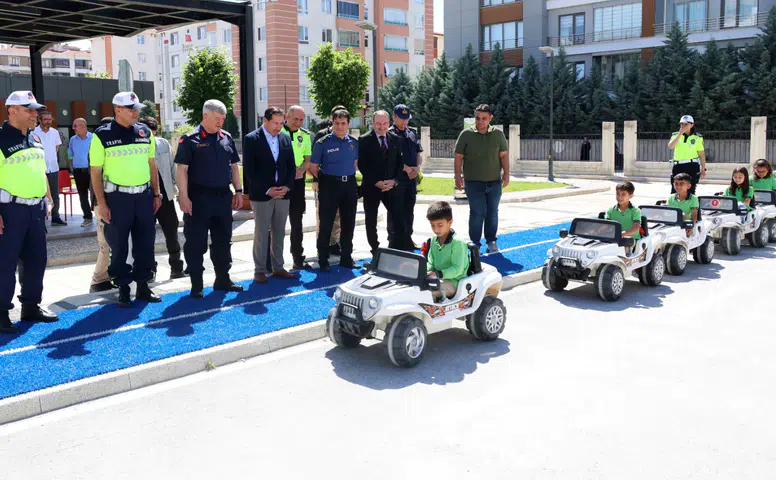 Konya'da 8 bin 100 öğrenci bu parkta trafik eğitimi aldı