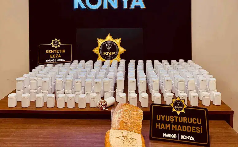 Sokak satıcılarına baskın! Konya'da 18 tutuklama
