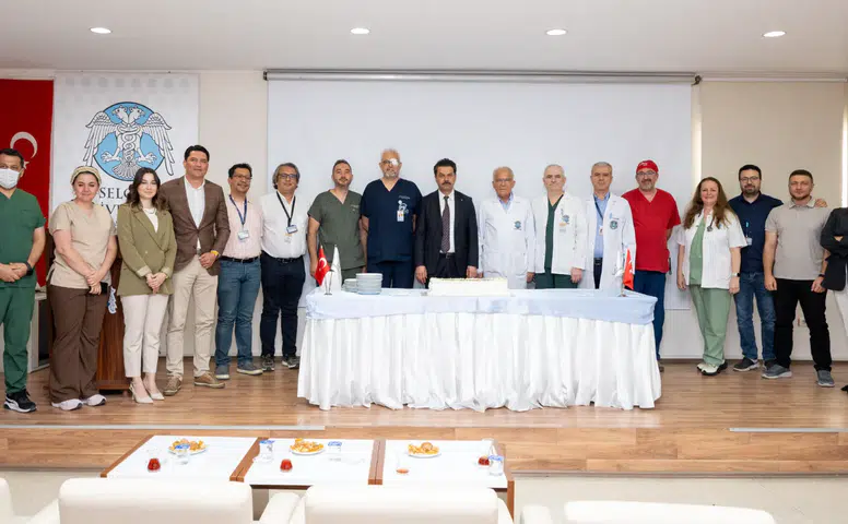 1,5 yılda bu rakama ulaştılar! Selçuk Üniversitesi’nde robotik cerrahi başarısı
