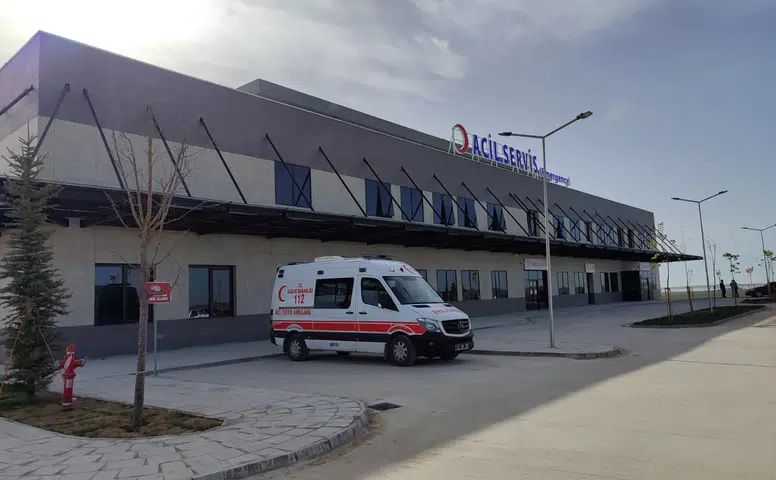 Konya'da acı olay! 20 günlük bebek minibüsün altında kaldı