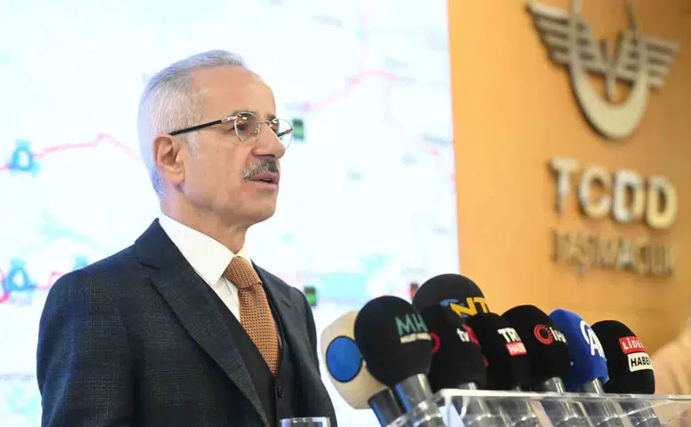Bakan Uraloğlu'ndan müjde! Konya dahil Türkiye’nin ulaşım haritası değişiyor