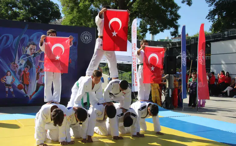Konya'da çocuklar ve gençler için spor seferberliği başladı