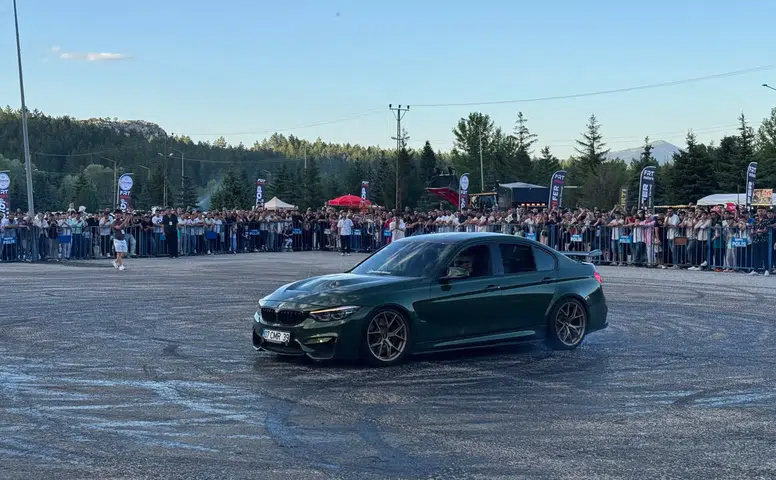 Seydişehir'de modifiye tutkunları buluştu! Yüzlerce araç göz kamaştırdı