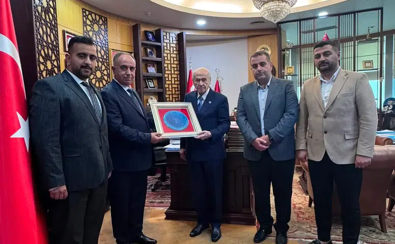 Görevden alınan Konya İl Başkanı oğullarıyla Bahçeli’yi ziyaret etti