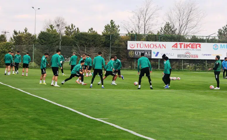 Konyaspor yeni sezon için topbaşı yapıyor