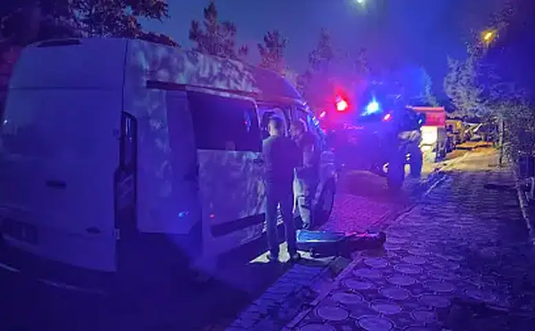 Mezarlıkta dehşet! Baba, oğul ve yeğen öldürüldü