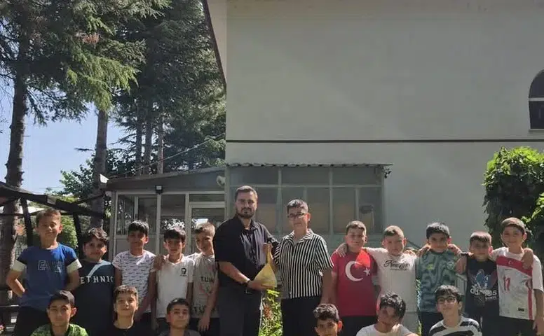 Konyalı öğrenci biriktirdiği harçlıklarını bağışladı
