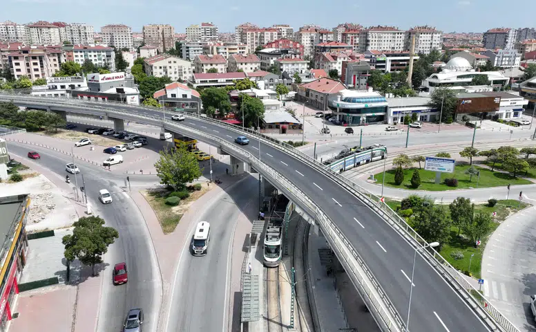 600 ton asfalt kullanıldı! Konya'da o üst geçit yenilendi