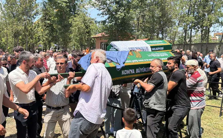 Konya'da yürek yakan veda! Anne ve kızı dualarla uğurlandı