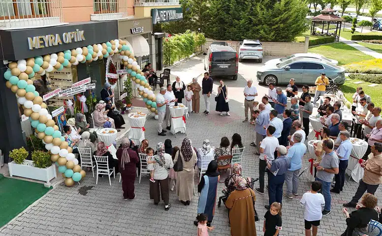 Konya'da Meyra Optik kapılarını açtı