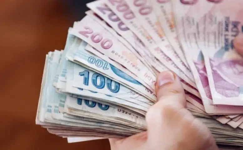 Emekli zam farklarının ödeneceği tarih belli oldu