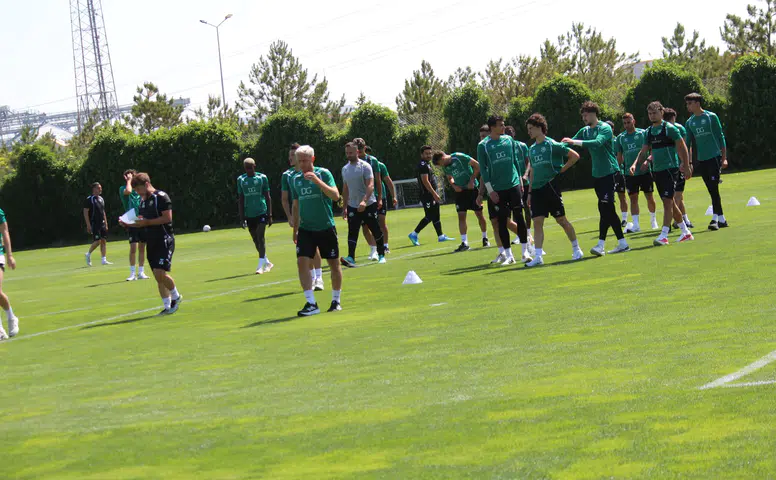 Konyaspor, kamp kadrosunu açıkladı