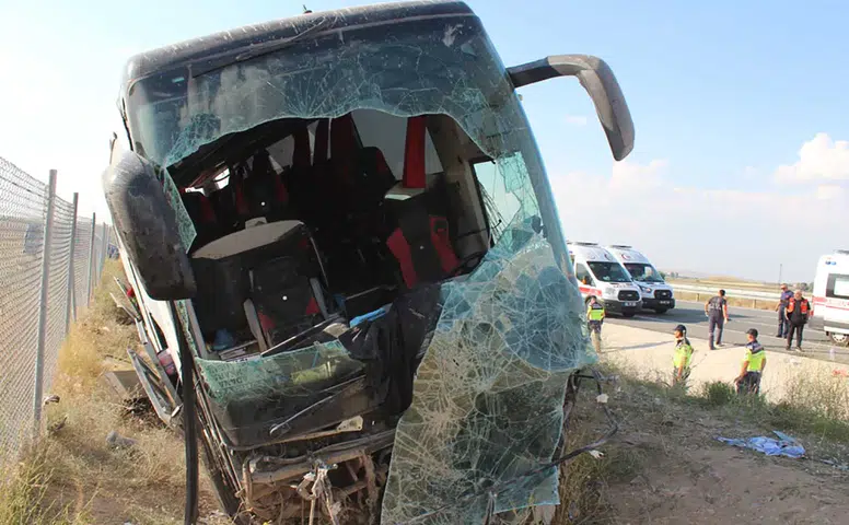 44 kişi yaralanmıştı! Aksaray'daki otobüs kazasında acı haber geldi