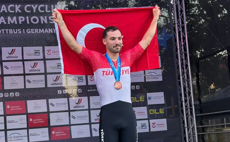 Konyalı sporcu, Türk bisiklet tarihine geçti