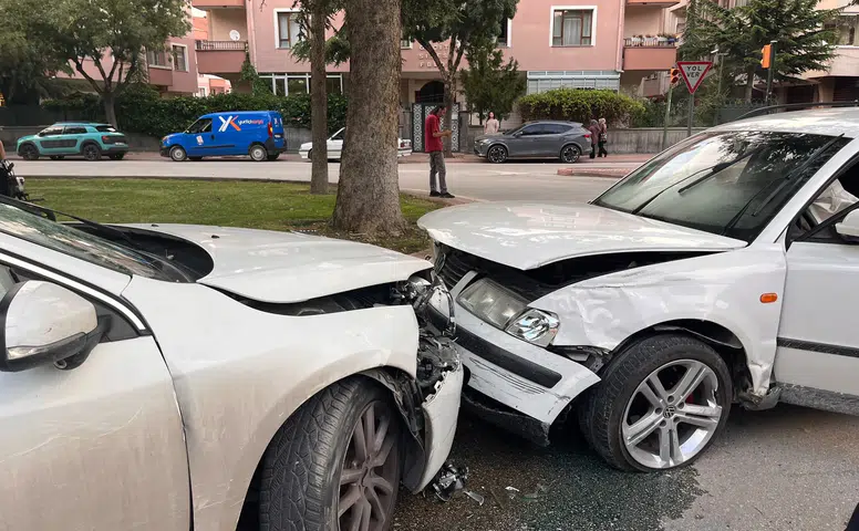 Konya’nın en işlek caddesinde kaza