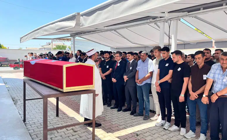 Konya’da en acı veda! Er Uzundemir gözyaşlarıyla uğurlandı