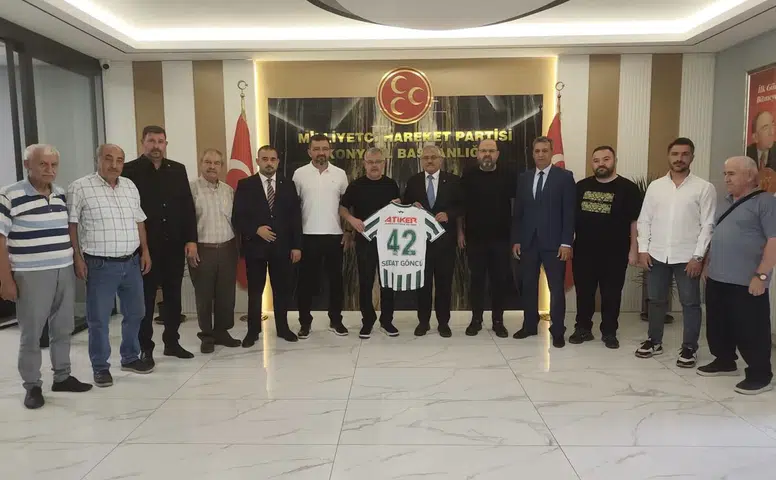 Konyaspor yönetimi yeni başkanla görüştü
