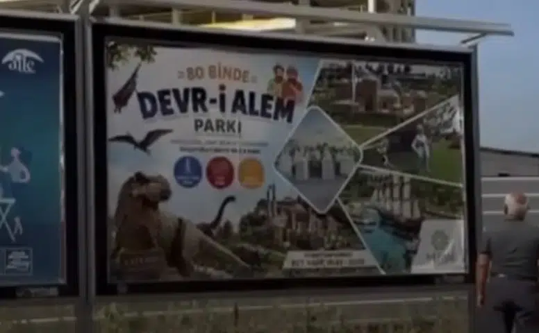 Konyalı vatandaş bilborda bakışıyla gündem oldu! Belediye hemen harekete geçti