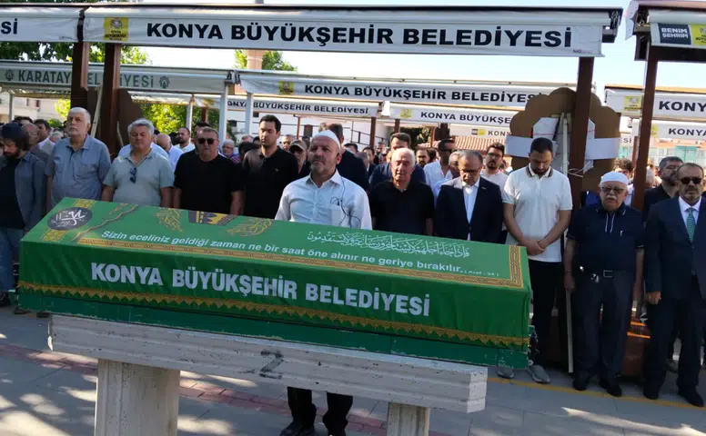 Konya'yı yasa boğan veda! Prof. Dr. Mehmet Fatih Botsalı toprağa verildi
