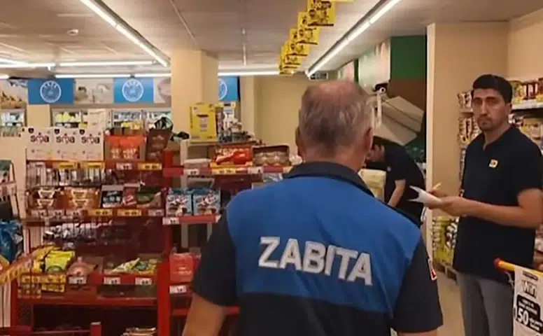 Konya'da marketlere sıkı denetim! Tarihi geçmiş ürünler imha edildi